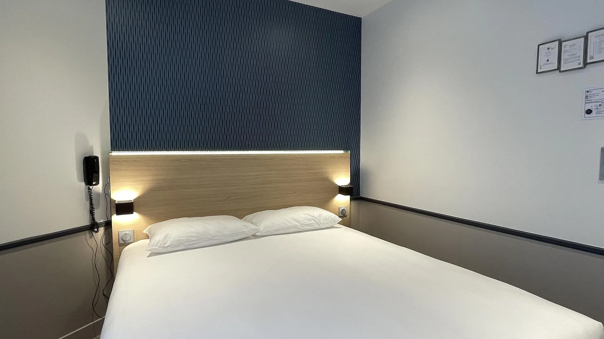 Hotel La Folie Des Pres - Saint-germain-des-pres 3*